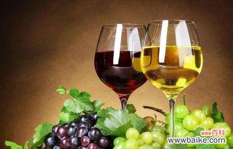 白葡萄酒和红酒哪个好