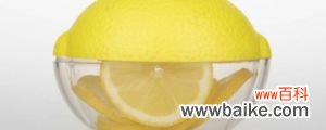 柠檬片泡水的功效，柠檬水怎么做