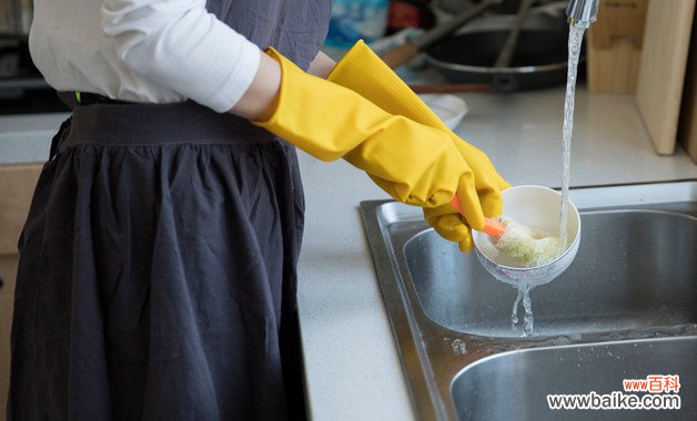 刷洗碗筷的小技巧 厨房碗筷清洗经验分享