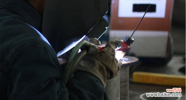 电焊钳必须符合哪些基本要求 电焊钳必须符合哪些要求