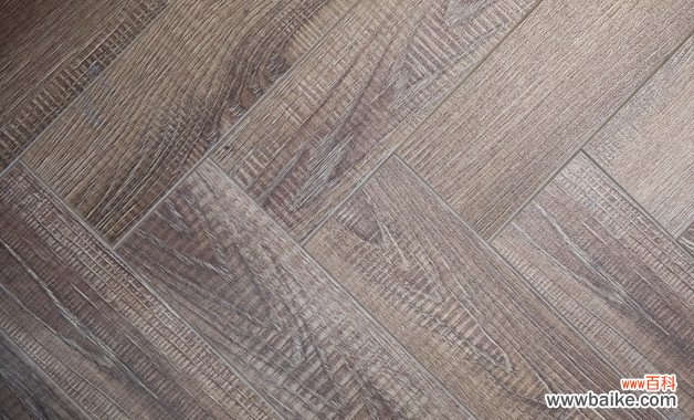 木地板的贴法和技巧