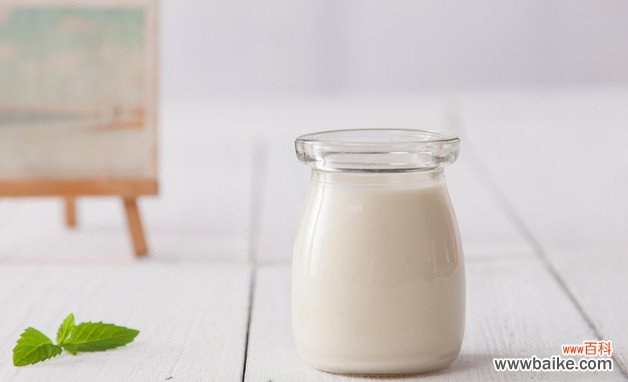 用牛奶美白的正确方法 怎样可以用牛奶美白