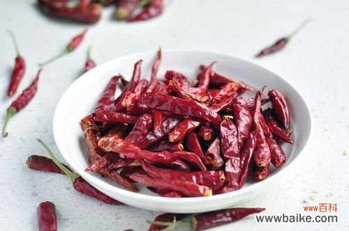 家庭养花技巧:自制天然杀虫剂