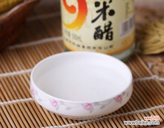 家庭养花技巧:自制天然杀虫剂