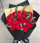 用花语解读红玫瑰，让爱传递无限 红色玫瑰的花语和寓意