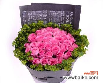 探秘19朵粉玫瑰花的情感价值 19朵粉玫瑰花的深刻寓意