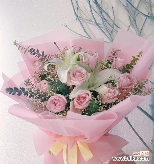 探究粉色玫瑰背后的花语含义 11朵粉色玫瑰的花语