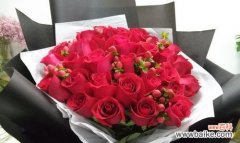 探讨玫瑰33朵背后的含义和象征 玫瑰33朵的特殊意义