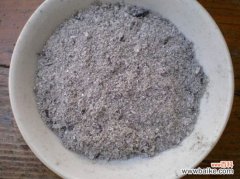 用草木灰施肥好吗？正确使用可促进根系生长,强化杆茎还能杀虫