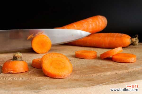 怎么DIY胡萝卜盆栽