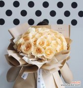 解读香槟色玫瑰代表的情感与祝福 香槟色玫瑰的意义