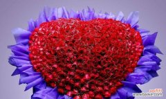 解读这些鲜花传达的信息 11支玫瑰的含义