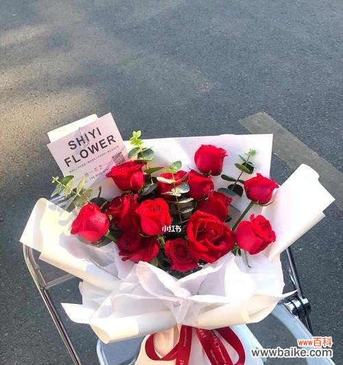 解读11朵红玫瑰的真实含义 送11朵红玫瑰代表什么意思