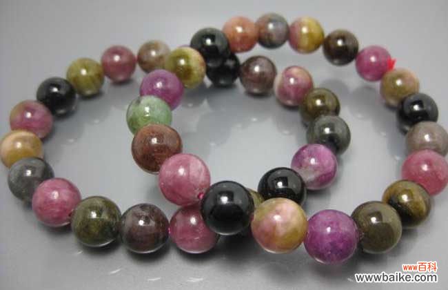 碧玺和玻璃的鉴别方法 碧玺手链鉴别方法