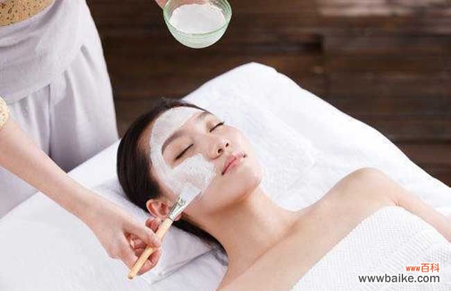 千万不要用牛奶洗脸 过期牛奶可以洗脸吗？