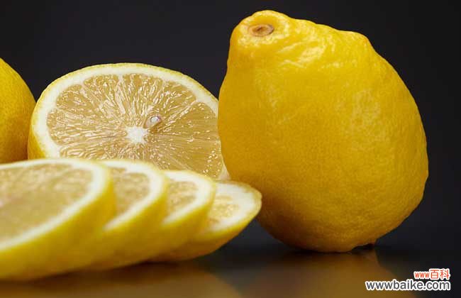 柠檬泡水适合什么时间吃 柠檬水什么时候喝好?