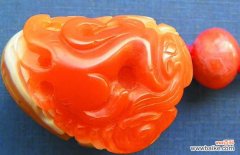 女人带玛瑙还是玉髓好 玉髓和玛瑙的区别