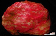 怎样辨别鸡血石 鸡血石怎么形成的？