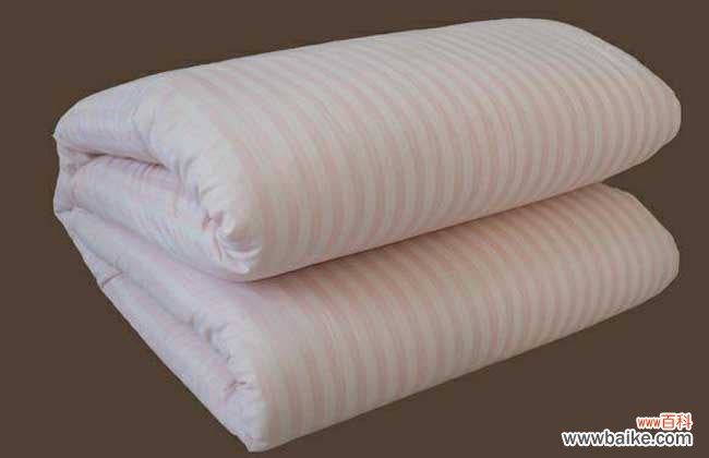 哪种被套更适合羽绒被 棉花被和羽绒被的区别
