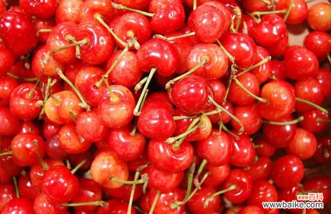 樱桃果汁怎么洗干净 樱桃汁怎么洗干净？