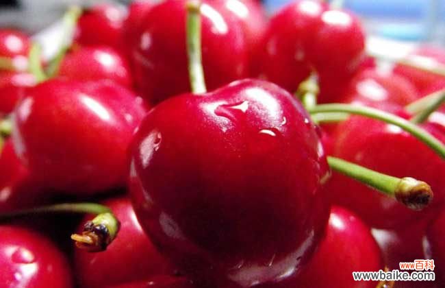 樱桃果汁怎么洗干净 樱桃汁怎么洗干净？