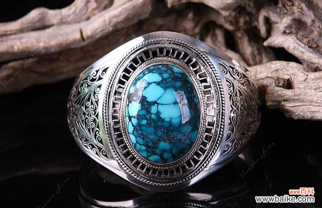 绿松石可以碰汗水吗 绿松石可以碰水吗?