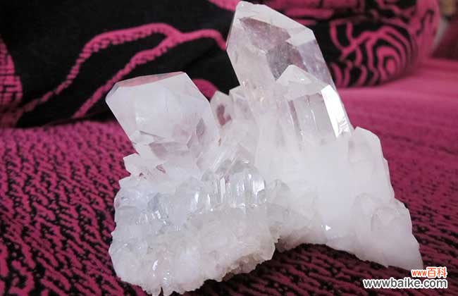 人造水晶对人体有害吗 天然水晶和人造水晶的区别