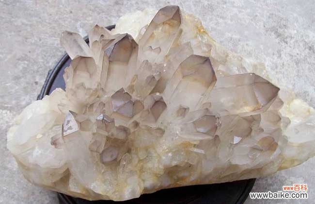 人造水晶对人体有害吗 天然水晶和人造水晶的区别