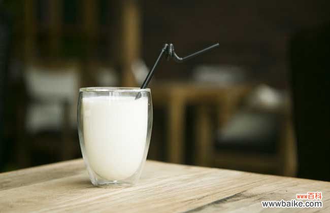 羊奶六大神奇功效 喝羊奶的最佳时间