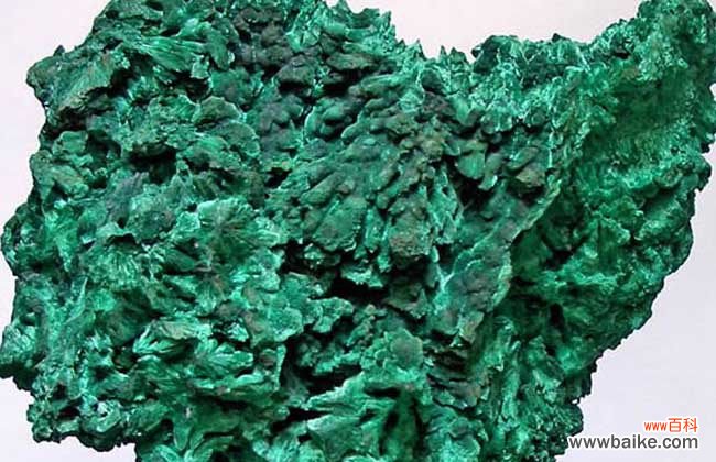 孔雀石的功效与作用