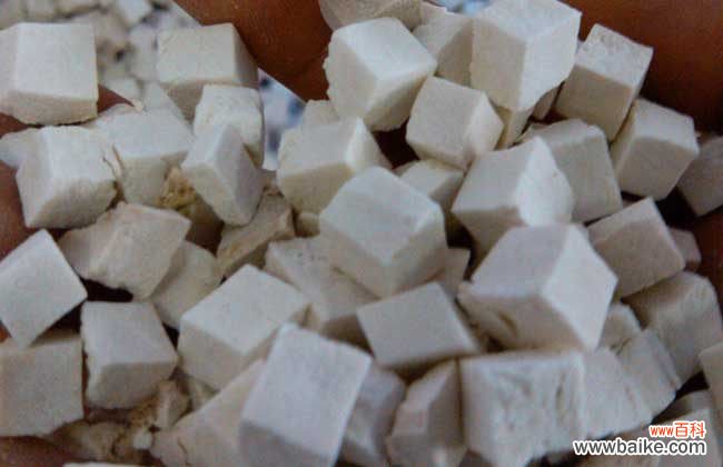 白茯苓炖啥汤 白茯苓美白面膜的做法