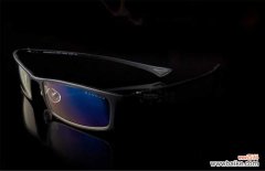 防辐射眼镜一般多少钱 防辐射眼镜有用吗？