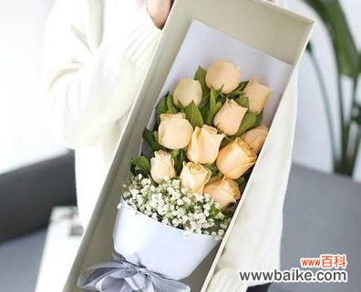 如何挑选最适合的花礼,让心意传达到位 送礼佳选