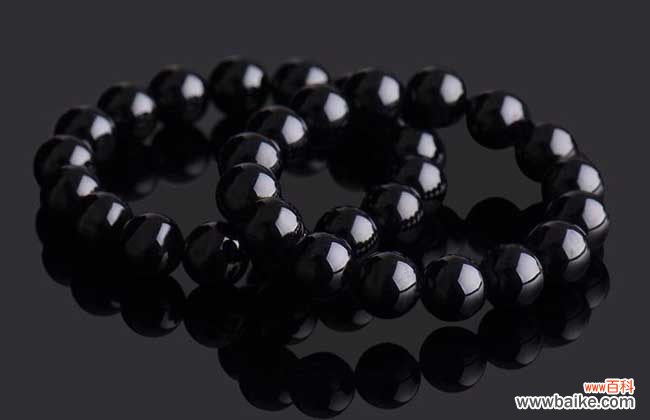 碧玺黑美人图片 黑碧玺的功效和作用