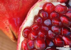 常吃石榴有3个好处 经常吃石榴上火吗？