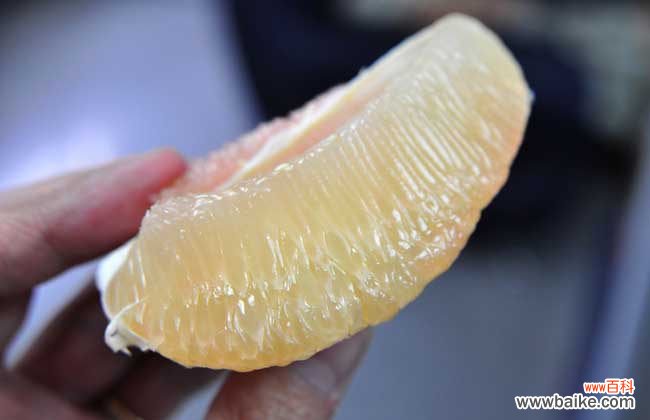 柚子天天吃对身体有什么影响 柚子吃多了会怎样？