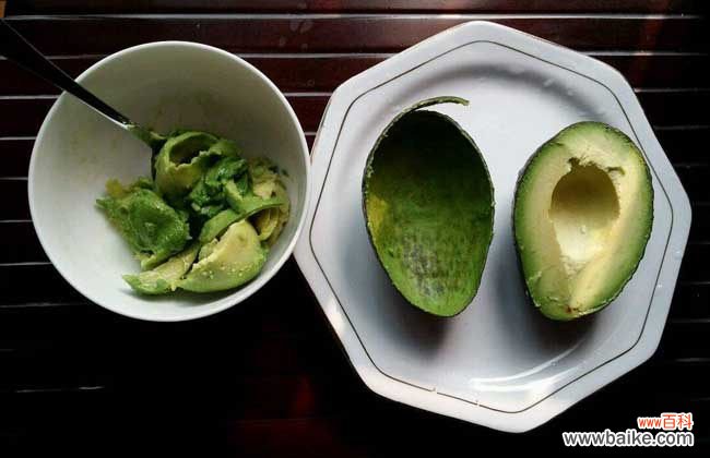 牛油果纯牛奶榨汁好吗 牛油果和什么榨汁好喝？