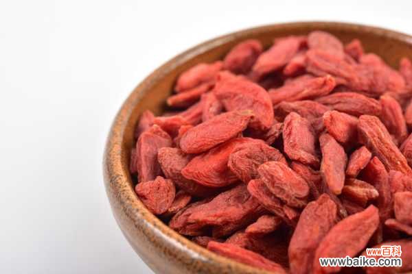 枸杞子盆景叶黄落叶怎么办