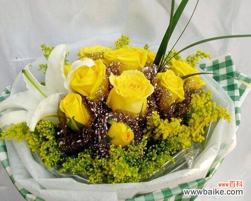 探寻11朵黄玫瑰的含义 黄玫瑰的花语意义