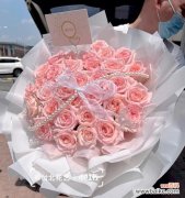 探究33朵玫瑰花束传达的情感 33朵玫瑰的含义
