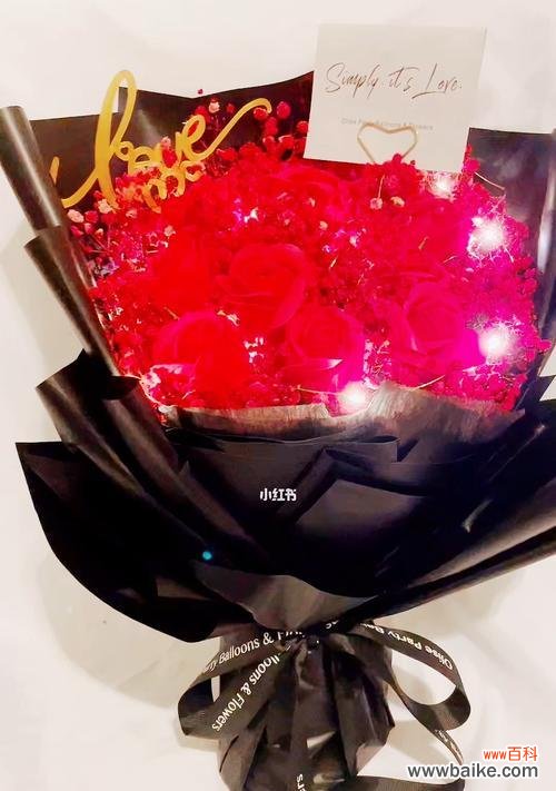 探秘玫瑰花的象征意义与传说 九朵玫瑰花的意义