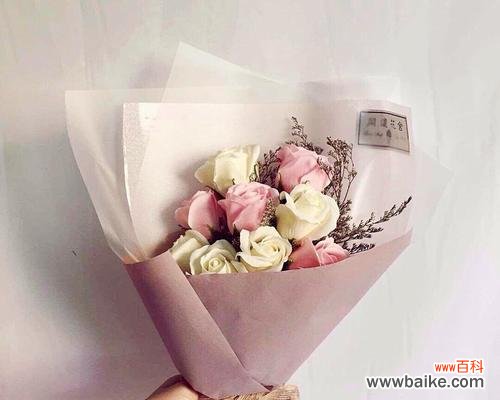 探究玫瑰花数量的含义与象征意义 玫瑰花的寓意与文化