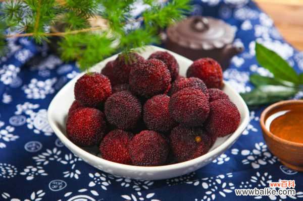 杨梅酒怎么做，饮用的好处