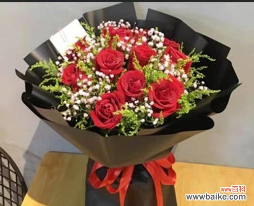 探讨44朵玫瑰花背后的深刻含义 44朵玫瑰花的寓意