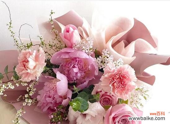 以百合花的花语描绘父爱的伟大 父爱花开情深