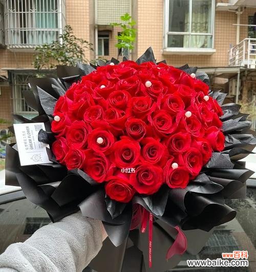 52朵的玫瑰花代表什么生肖和动物？如何理解这种花语的含义？