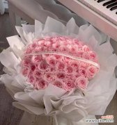 52朵的玫瑰花代表什么生肖和动物？如何理解这种花语的含义？