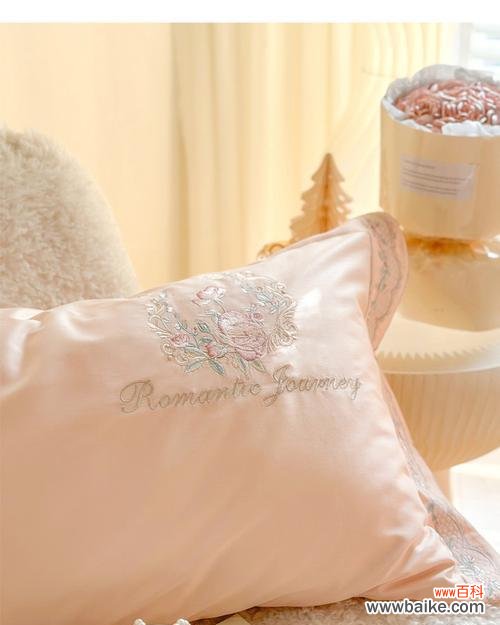 意式花卉四件套具体指什么?这套花卉的用途和意义是什么?