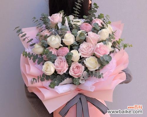 19朵玫瑰花代表什么？一文带你了解 解读19朵玫瑰花的含义