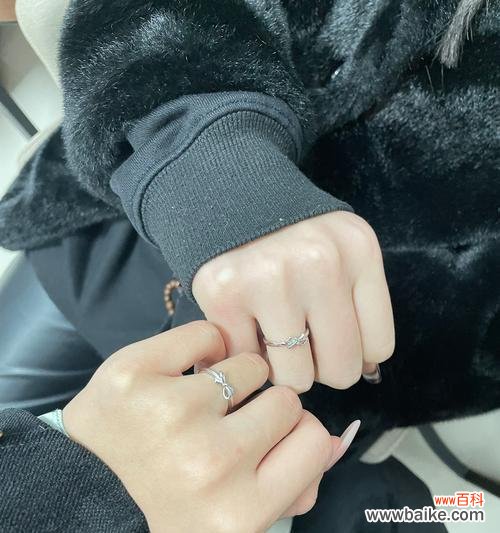 送闺蜜玫瑰花戒指代表什么？它的寓意是什么？